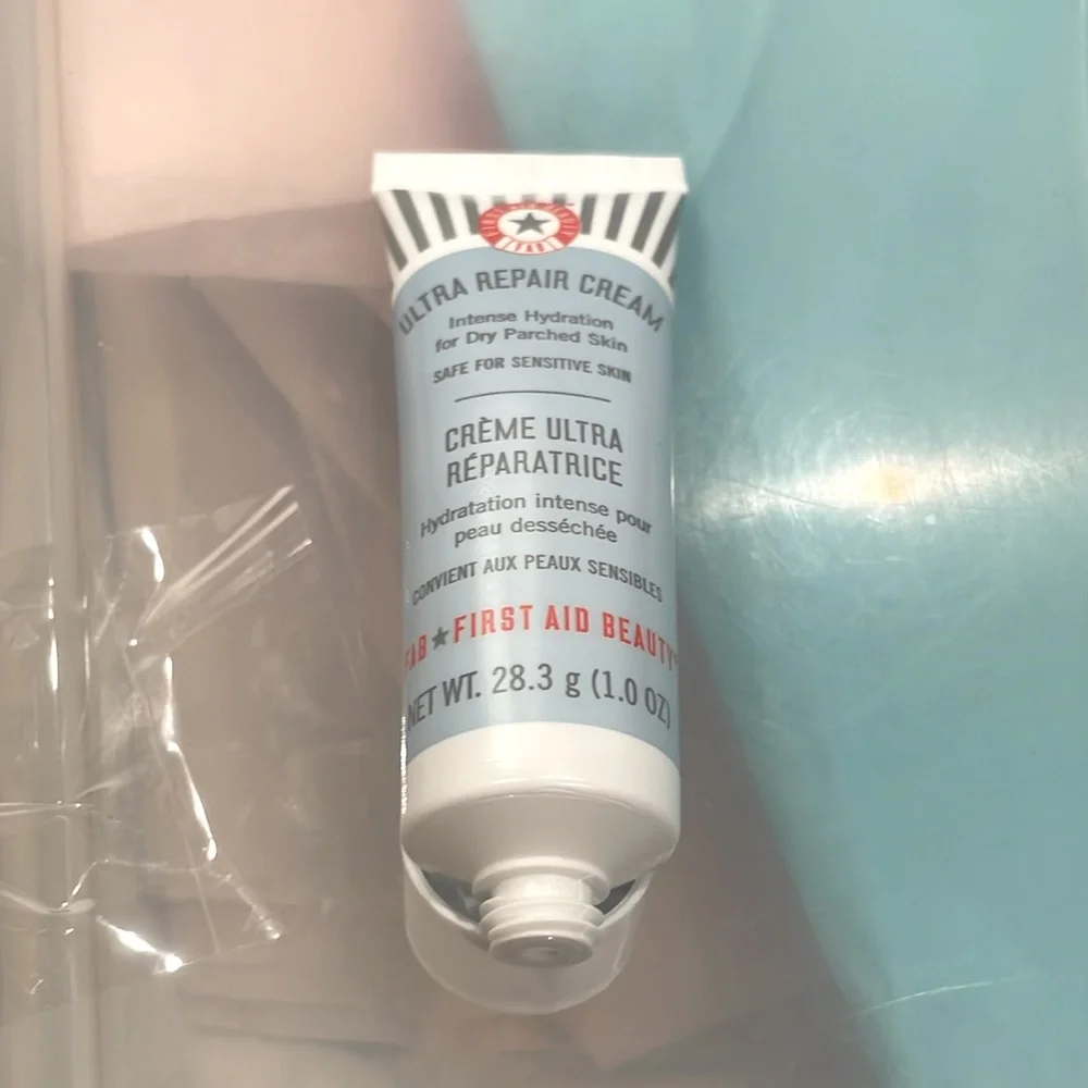 First Aid Beauty 🥳host pick🥳